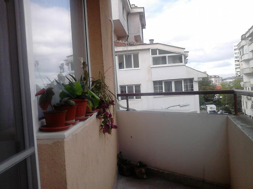 Luxury Apartment Lazur 2 Burgas City Zimmer foto