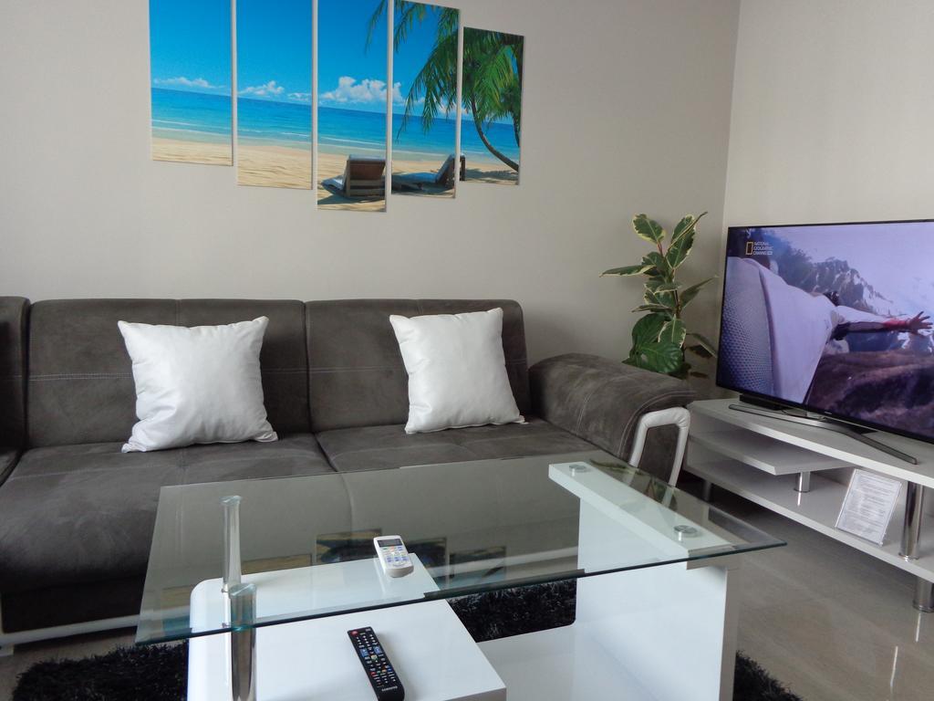 Luxury Apartment Lazur 2 Burgas City Zimmer foto